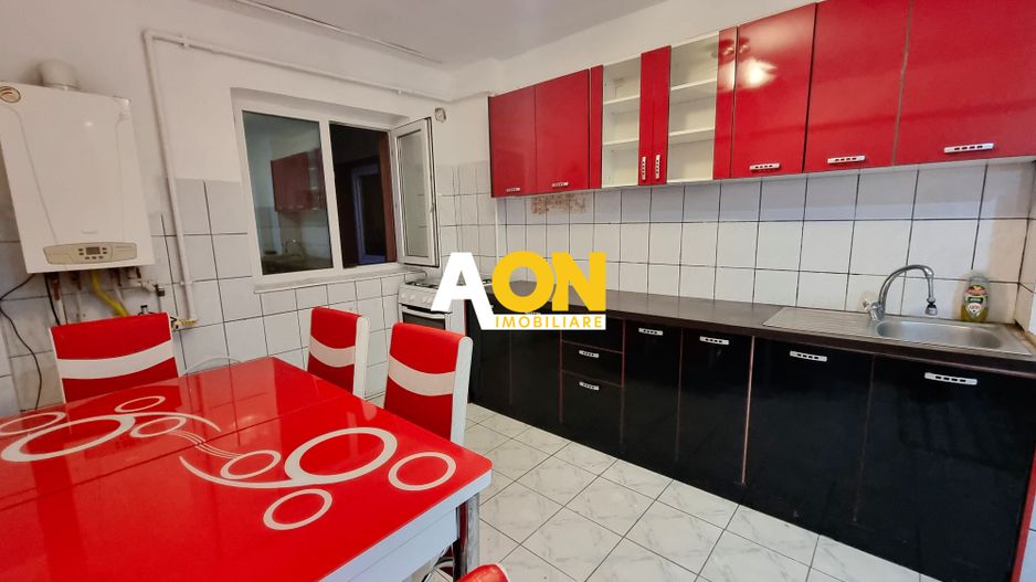 Apartament 3 camere, 2 bai, decomandat, etaj 3,  Cetate, zona Mercur - Poză 12
