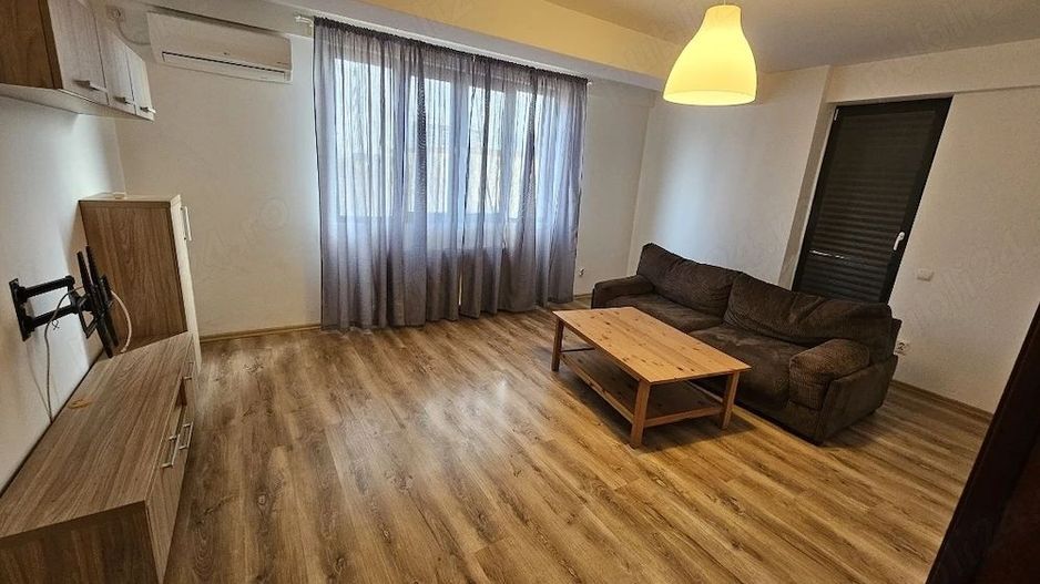 Apartament 2 camere decomandat, 2 balcoane, centrala, 3 min metrou - Poză 2