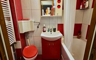 Apartament 3 camere, etaj intermediar, balcon - Poză 6