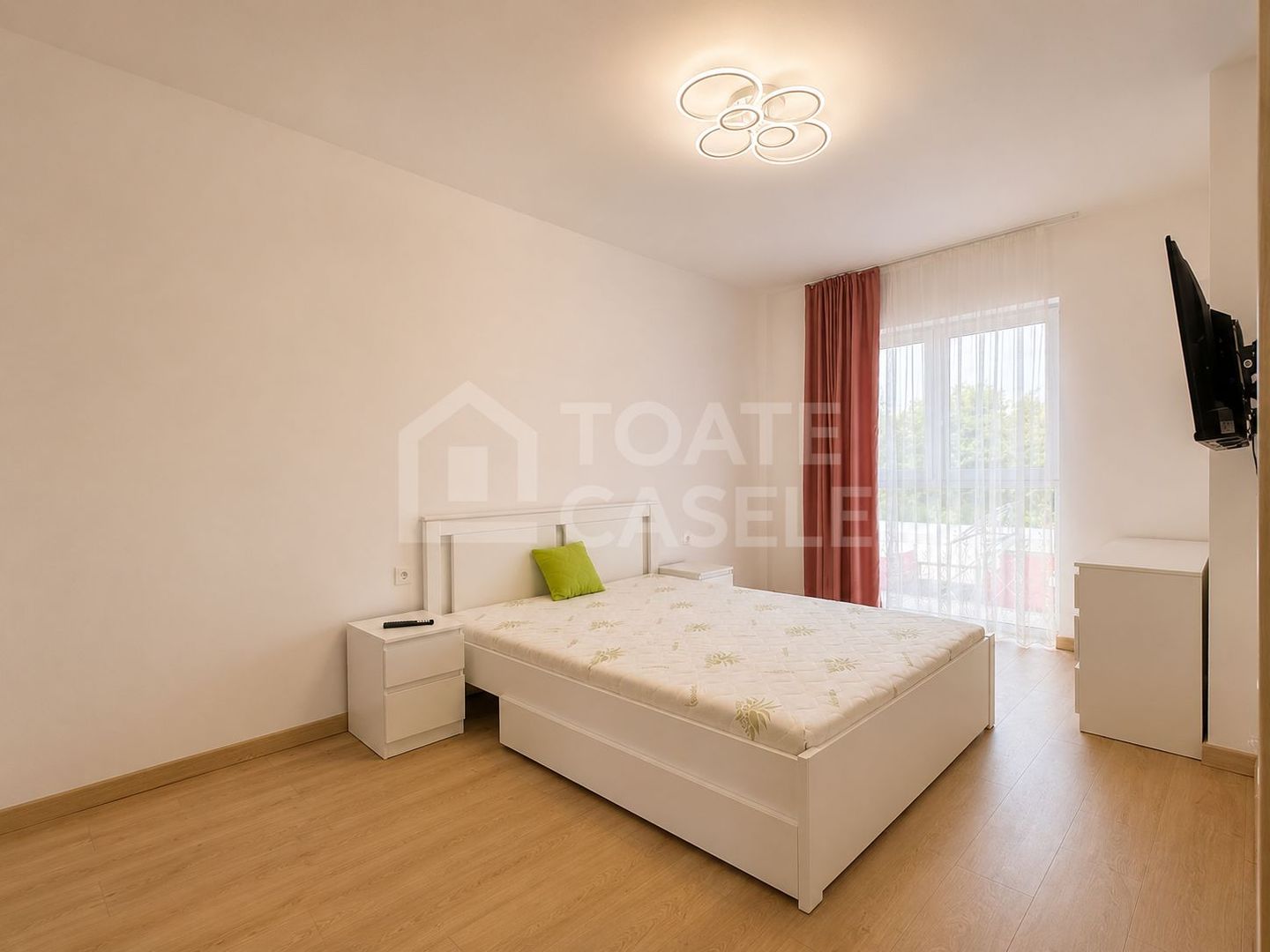 Apartament 2 camere, mobilat, utilat, zona Vivo - Poză 4