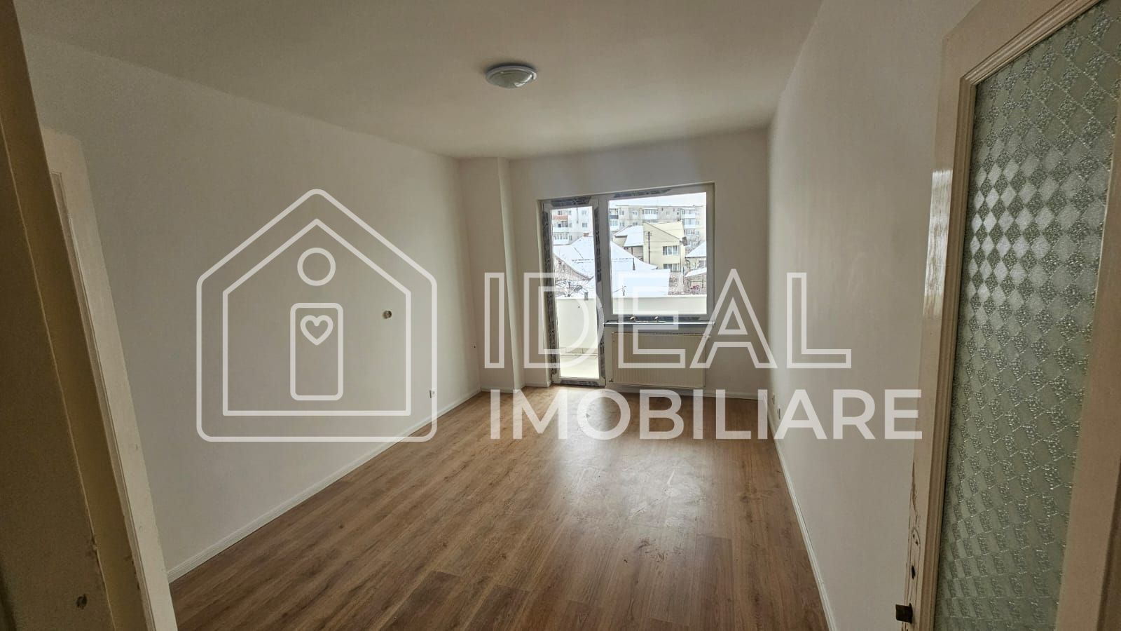 Spatiu Comercial cu 11 camere, 365 mp utili,  zona Cale Dumbravii - Poză 17