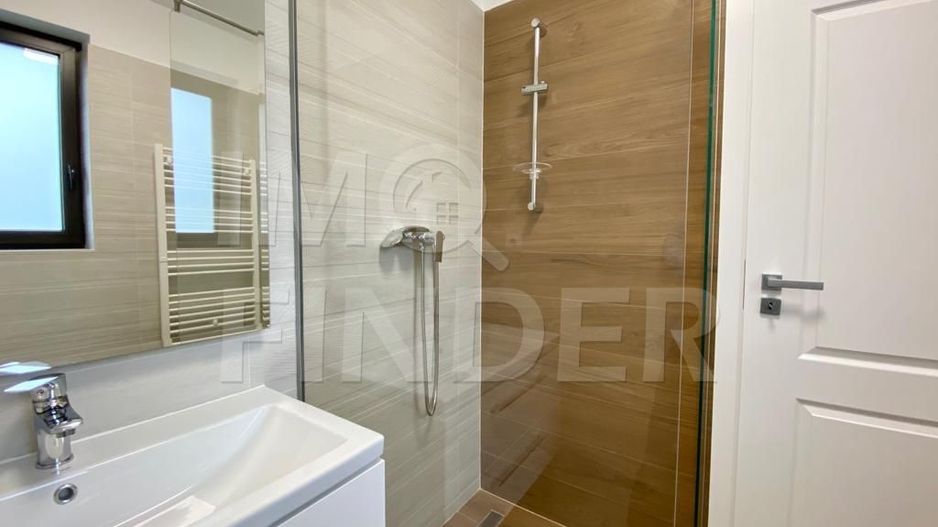 Inchiriere apartament 3 camere situat in vila privata, zona UMF - Poză 15