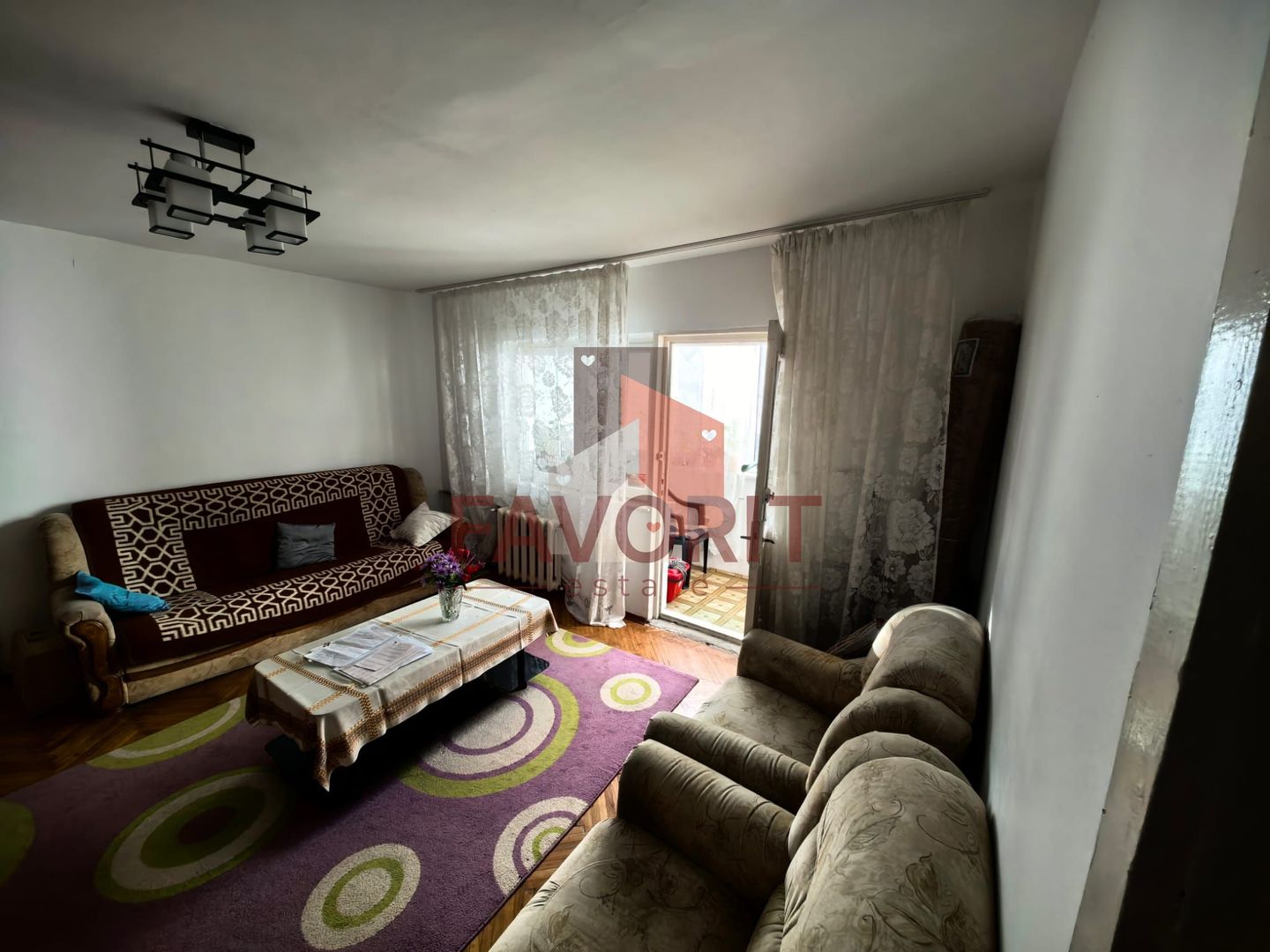 2 camere | mobilat si utilat | boxa | zona excelenta | - Poză 1