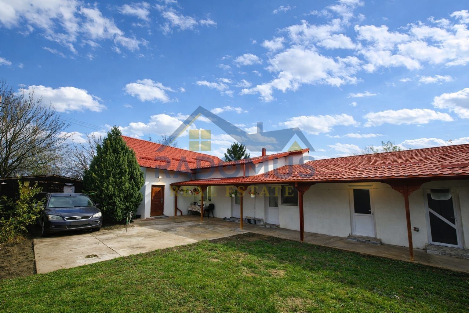 Casă Ploiești – Strada Arborilor nr. 59 - 400 mp Teren - 4 Camere - Poză 1