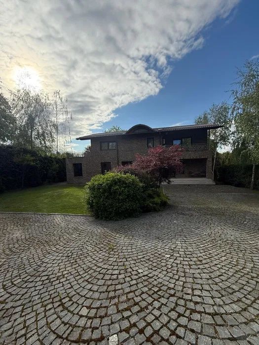 Casa individuala l 310 mp utili l 900 mp teren l garaj l Faget - Poză 4