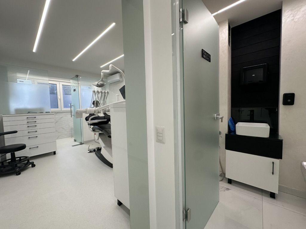 Clinica Stomatologica Premium – 2 Cabinete Complet Utilate – Metrou - Poză 7