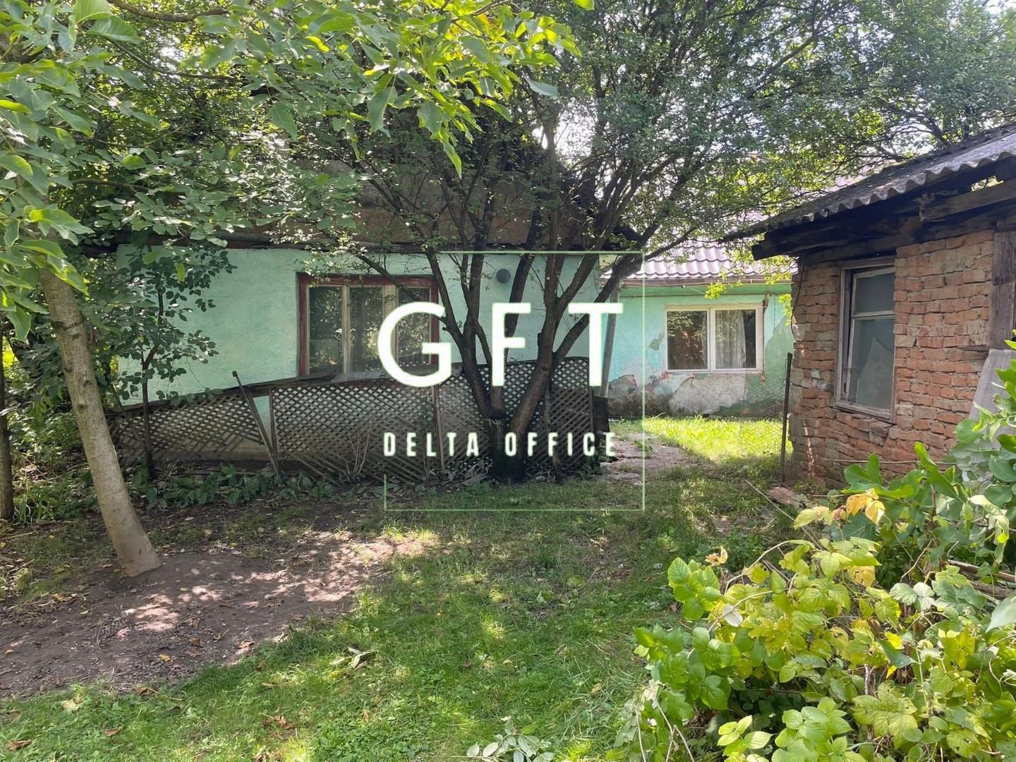 Casa de vânzare + teren intravilan, zona semicentrala - Poză 1