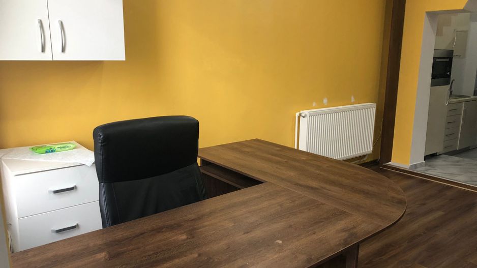 Casa de inchiriat   P+1E+M  - Piata Centrala - Poză 9