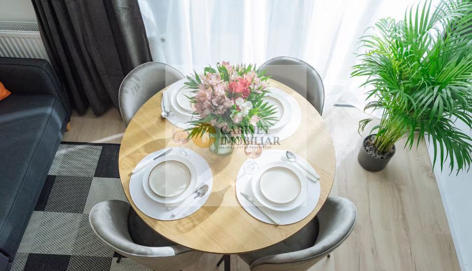 AIRBNB - 6 pers I Unirii - Centru Vechi I Etaj 4  I Balcon deschis - Poză 6