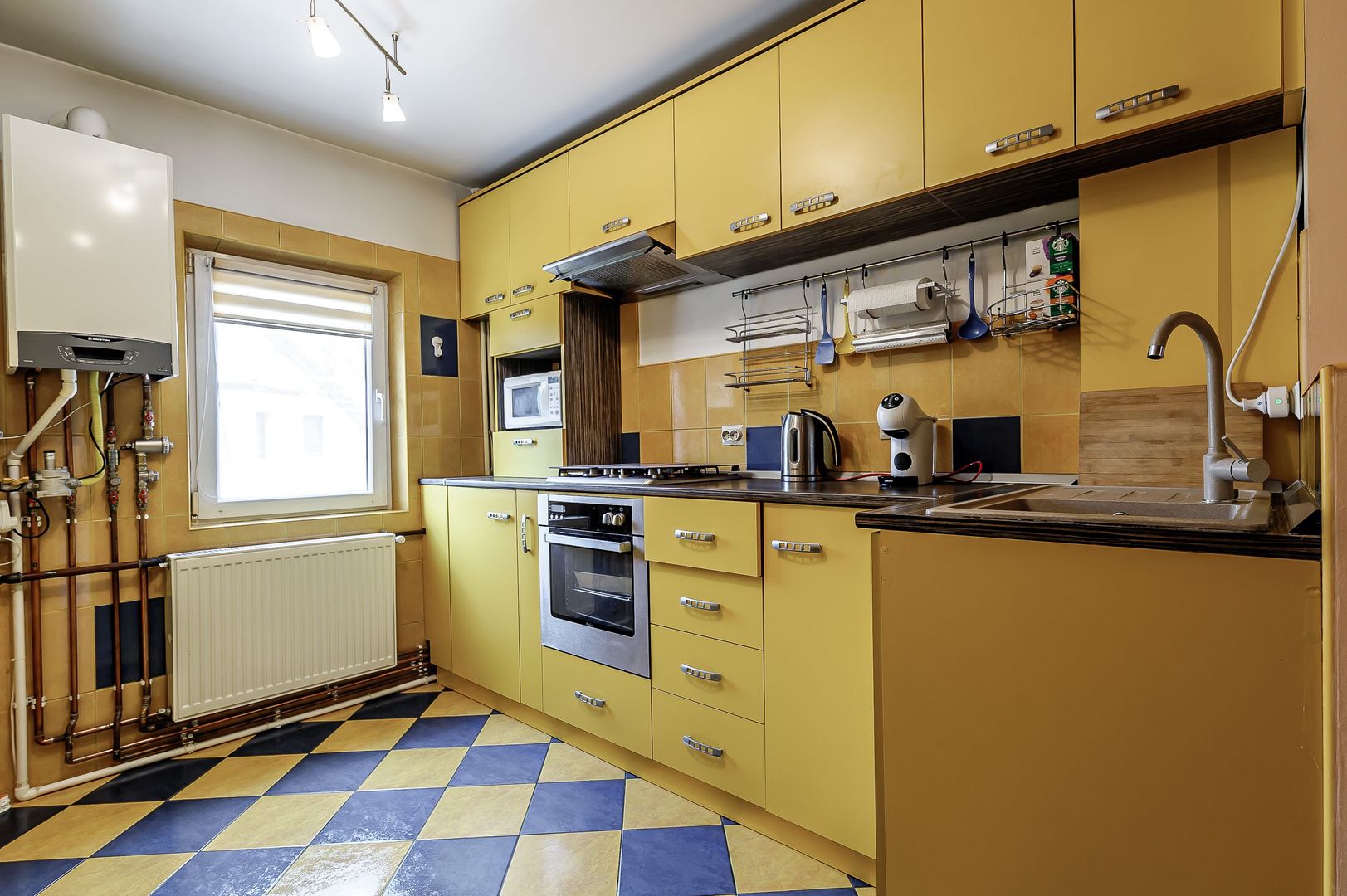 VÂNDUT! Apartament cu 2 camere, Micalaca Zona 100 - Poză 2