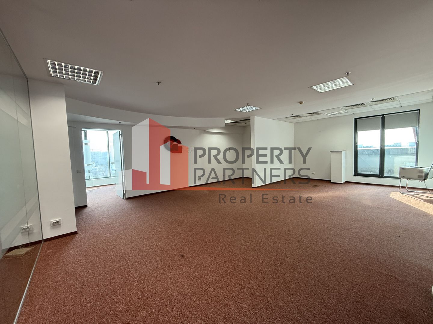 Spatii de birou cu suprafete diferite. - Poză 3