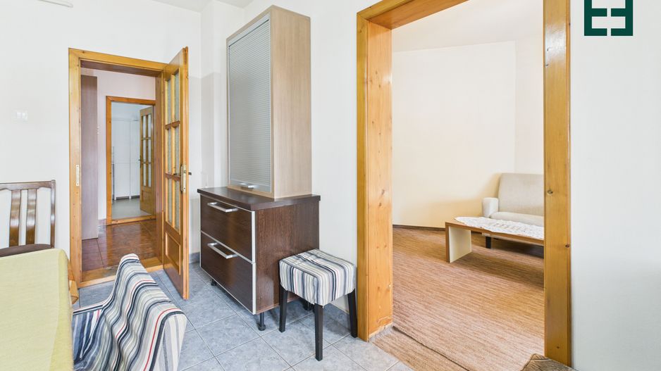 Casă tip Duplex cu 8 camere  - Zona Bujac - Arad - Poză 16