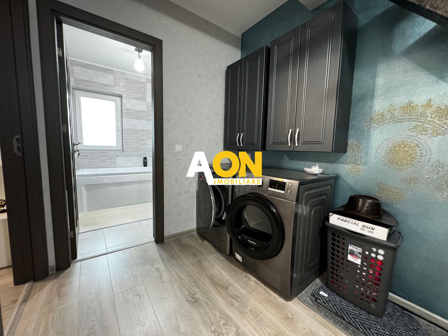 Casa de vanzare, 4 camere, 2 bai, mobilata-utilata, 234 mp teren - Poză 8