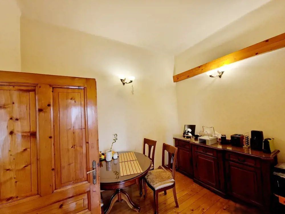 Sinaia | 3 Camere | Cladire Istorica situata pe Malul Begai. - Poză 7