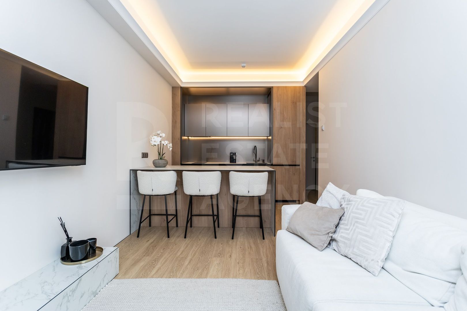 Chirie, apartament, 1cameră, strada Mihai Eminescu, Centru - Poză 1
