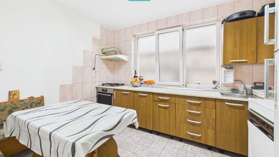 Proprietate cu potențial excepțional de investiție - Poză 4