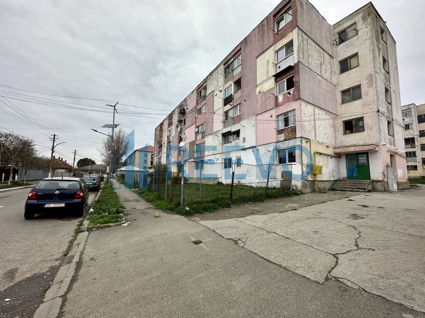 Garsonieră de vânzare în Buhuși - Poză 13