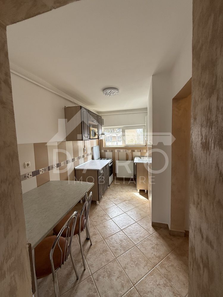 Apartament 2 camere decomandat, zona Aleea Cornisa - Poză 1