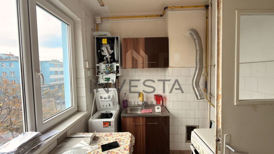 Apartament cu 2 camere decomandate, etaj intermediar, Pta M. Viteazu! - Poză 9