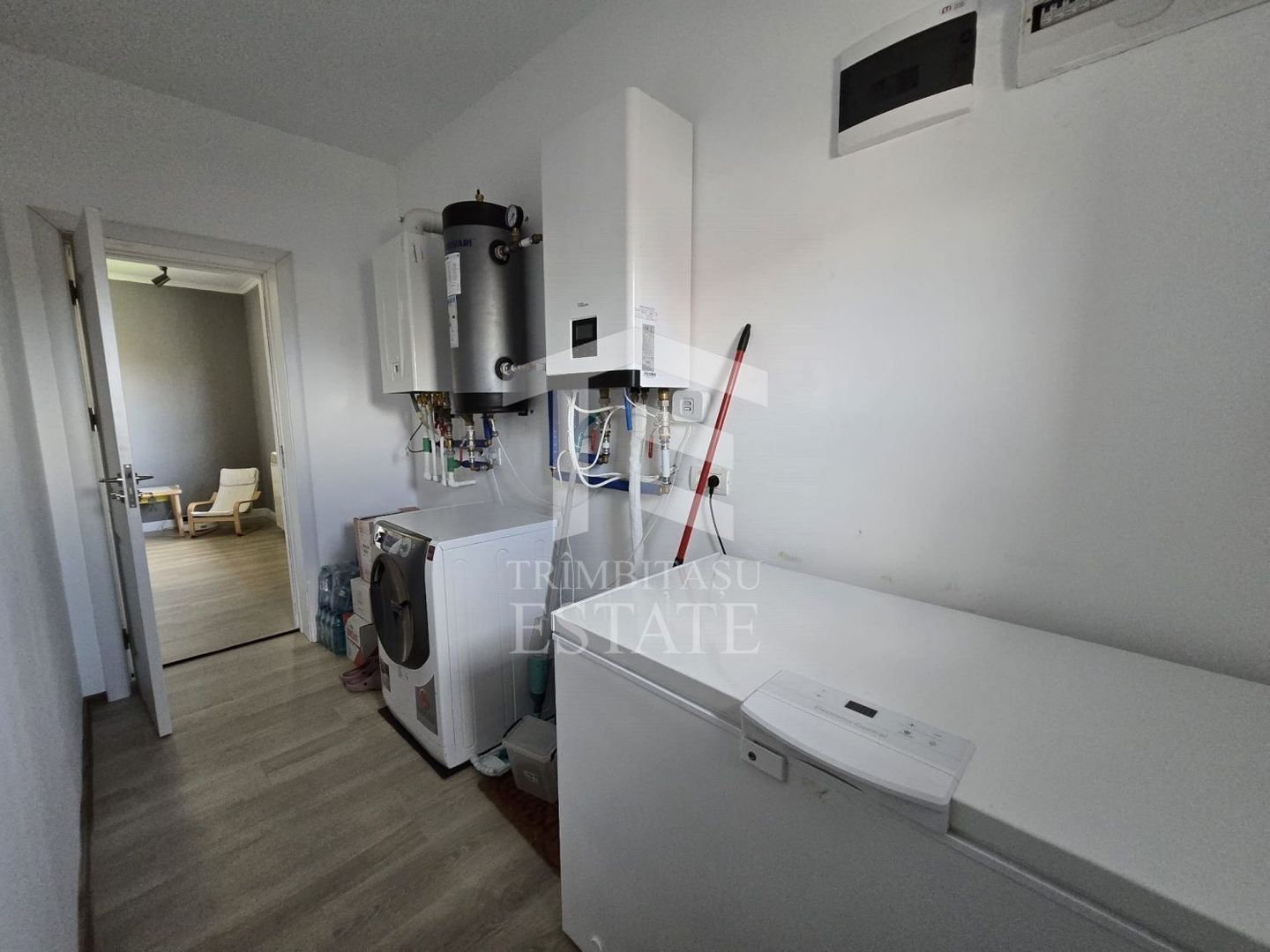 TUZLA - 3 camere | modern | lux | gata de mutat | complet mobilata - Poză 40