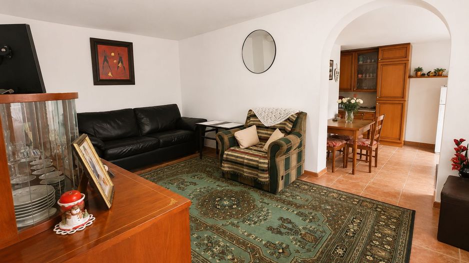Casa si gradina-95000euro-Picioru Lupului-Comuna Ciurea - Poză 13