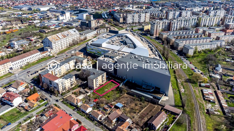 700 mp teren construcții lângă Galeria Mall - Poză 1