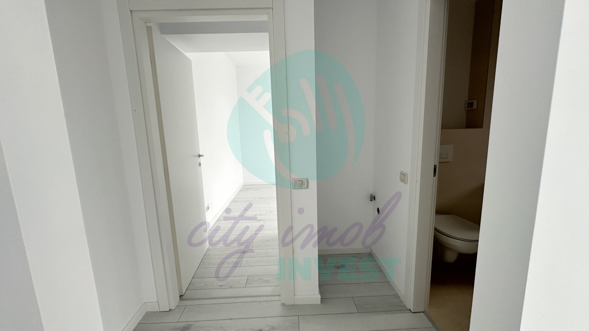 Ideal Investitie - View catre LACUL FUNDENI - Poză 9