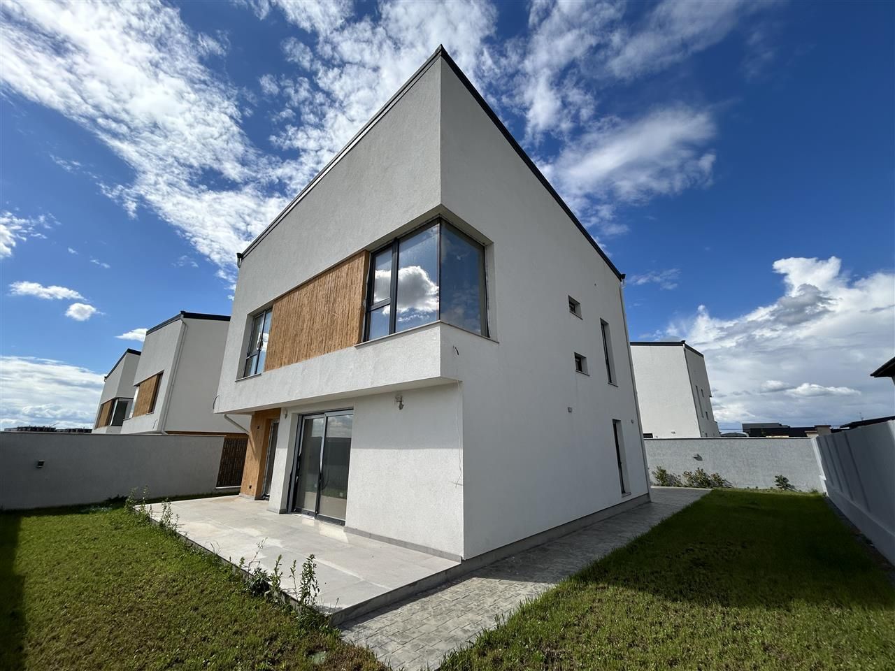 VILA INDIVIDUALA | TUNARI | MUTARE IMEDIATA - Poză 4