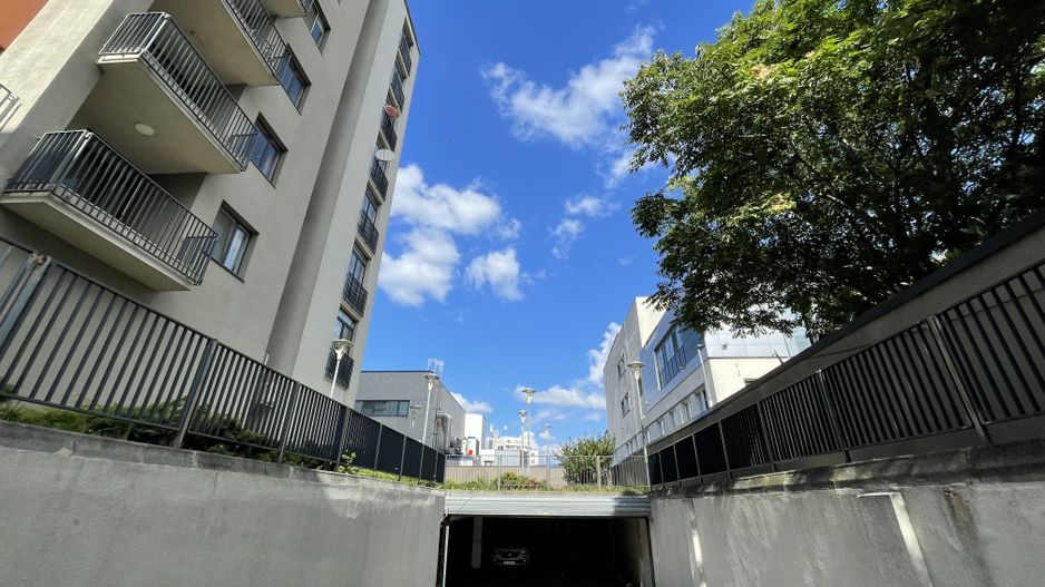 OFERTA INCHIRIATA  -  Parcare Subterana-3 camere, 2 bai | 2 niveluri&2 balcoane - Poză 19