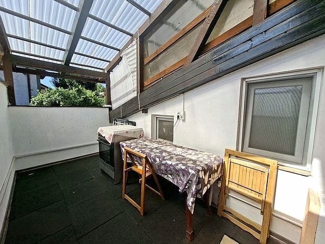 Proprietate cu 3 camere in centrul orasului pentru birouri sau locuit - Poză 7