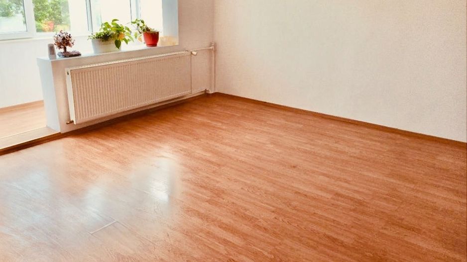APARTAMENT  RENOVAT LUMINOS ZONA TEI - Poză 1