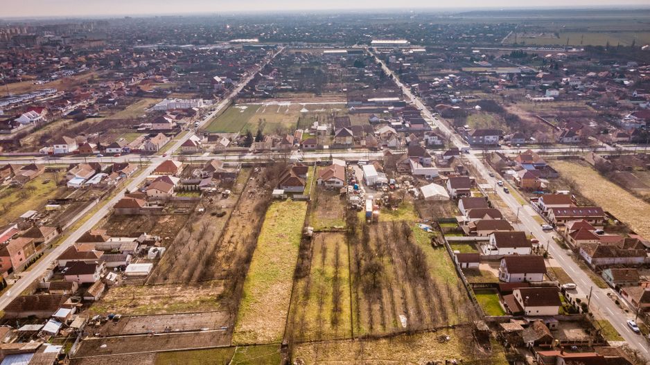 Casă la sol cu teren de 3.451mp în Gai - Poză 17