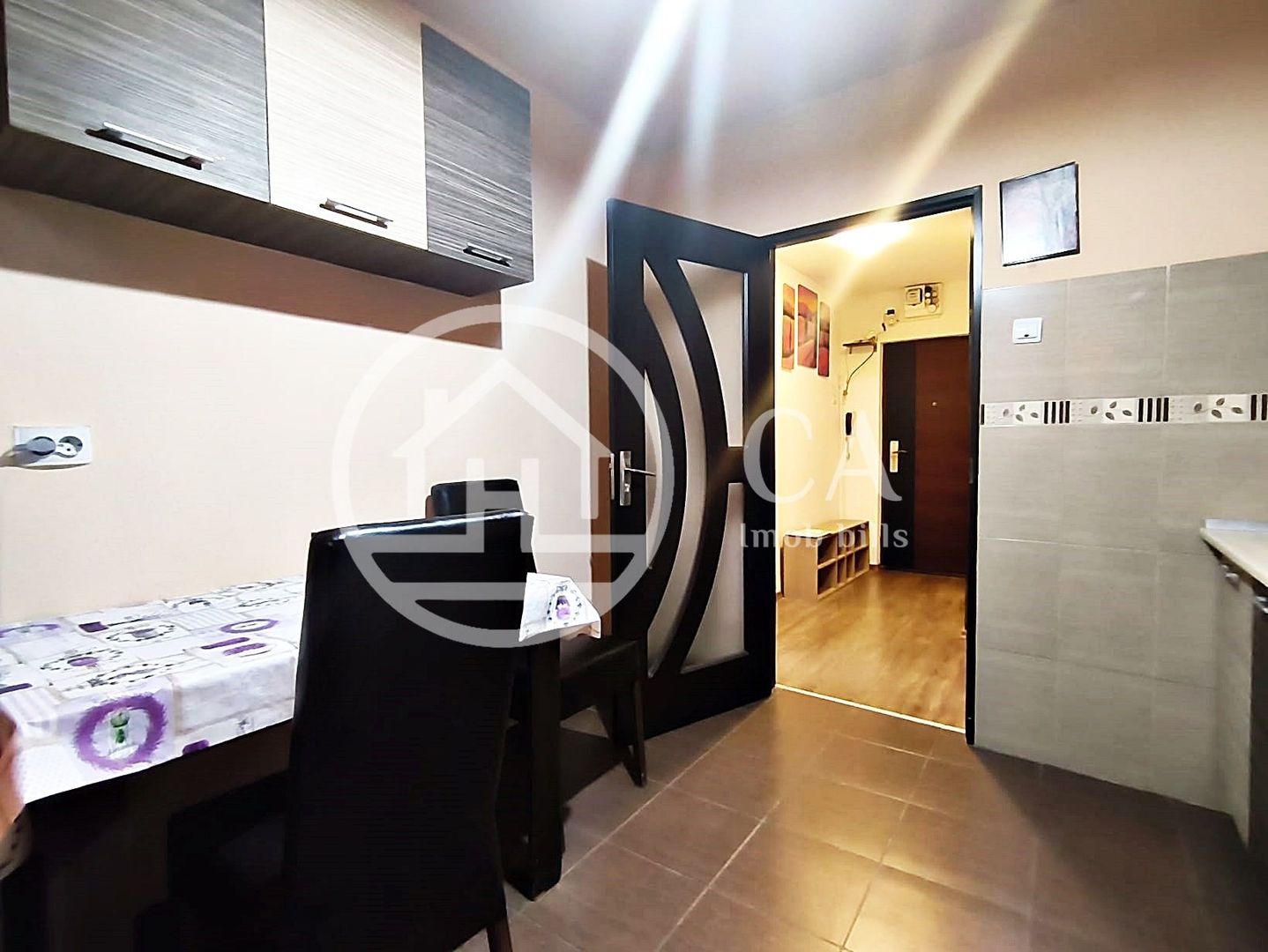 Apartament de închiriat cu 3 camere în zona Rogerius, Oradea - Poză 8