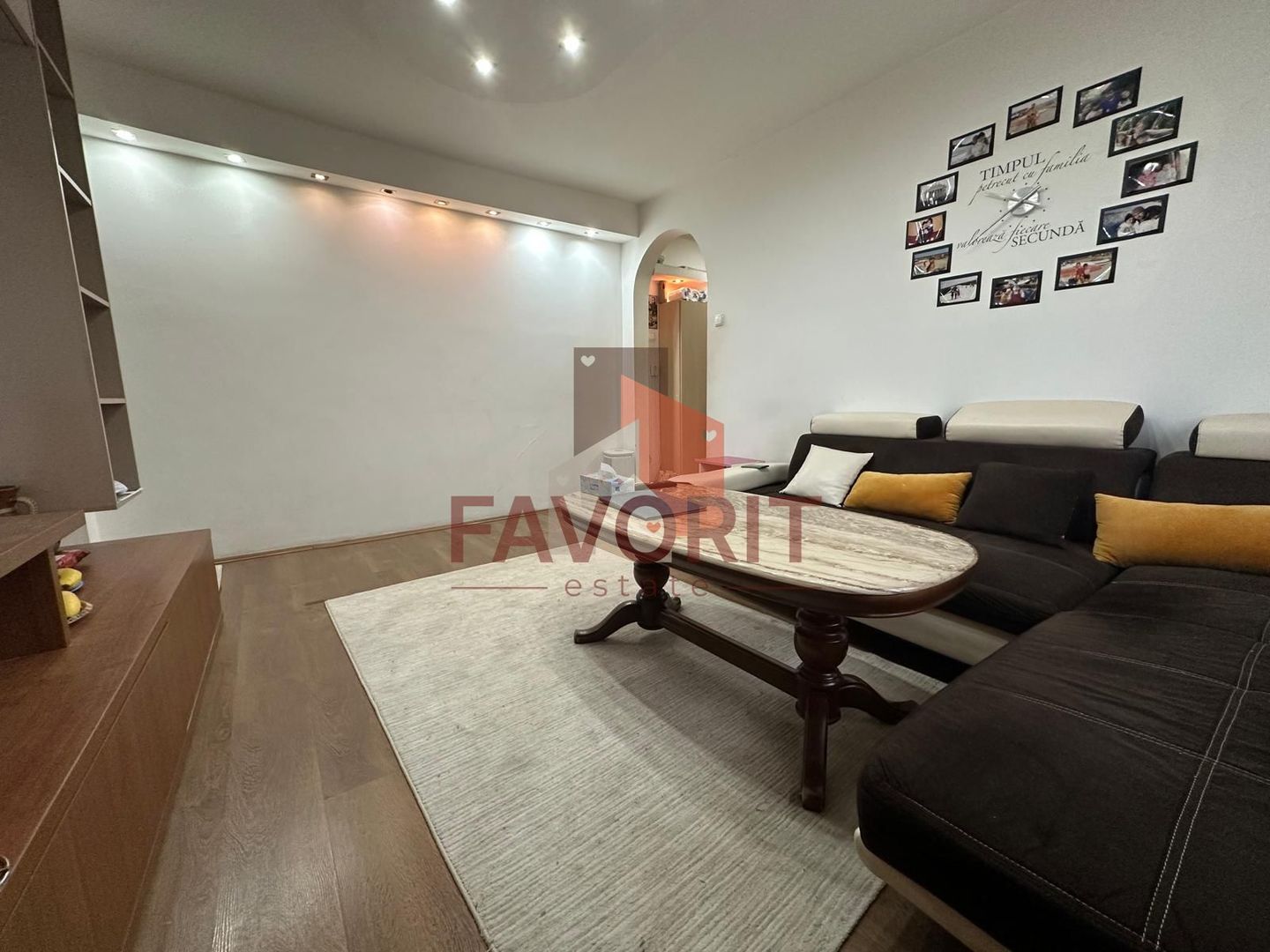 4 camere | etaj intermediar | centrala proprie | mobilat si utilat | boxa | - Poză 3