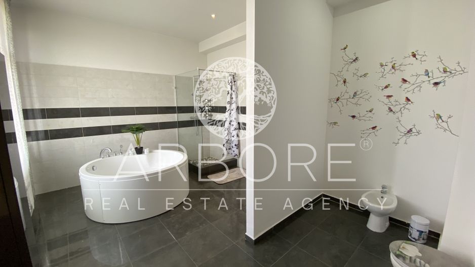 Penthouse 5 camere 250 mp lângă Ambasada SUA , zona Băneasa București - Poză 17