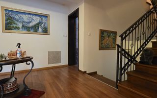 VANZARE CASA 10 CAMERE | ZONA VATRA LUMINOASA - Poză 7