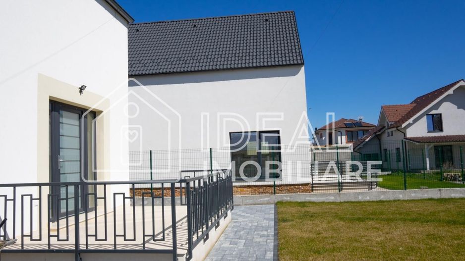 Casa Individuala Moderna cu 4 camere si 316 mp curte, in Cristian - Poză 4