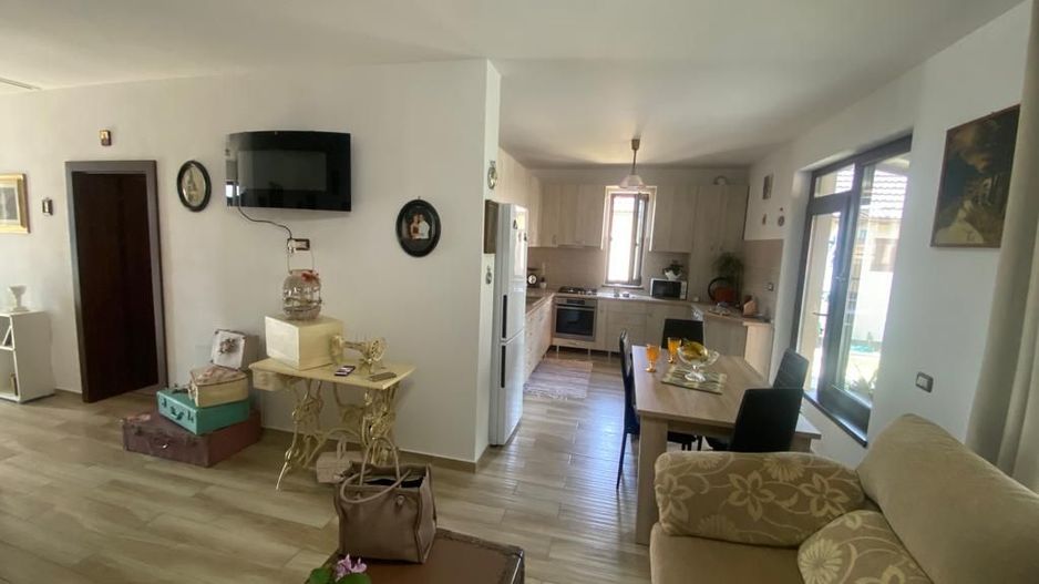 Casa cocheta  Mosnita Veche - Poză 2