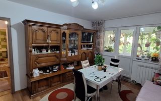 Apartament 3 camere ETAJ 1 de vanzare zona Craiovita Noua - Poză 8