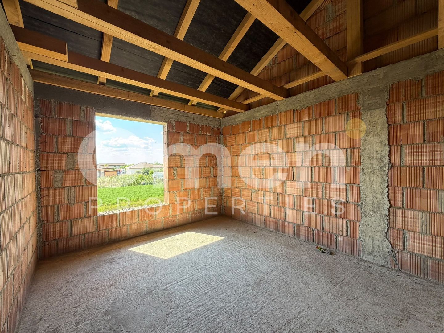 Casa la rosu de vanzare | 120 mp | 5 ari de teren | sat Sasar - Poză 9
