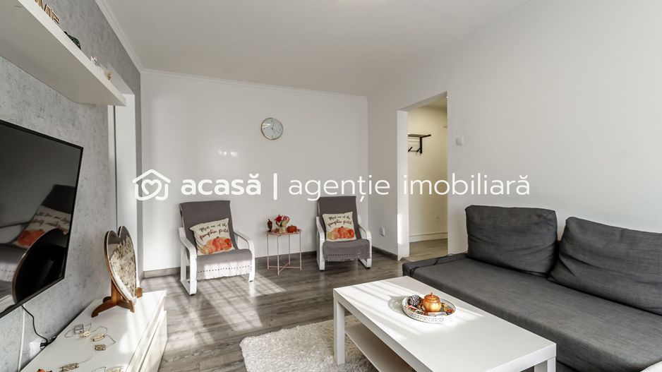 Apartament la etajul 3 cu 2 camere la cheie in zona Romanilor - Poză 2