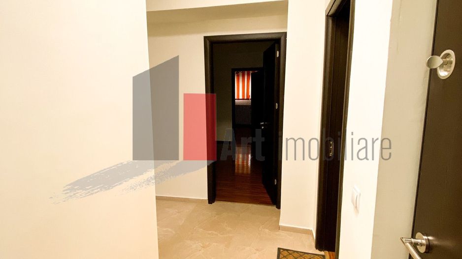 4 camere Dacia - Parc Ionid - Poză 9