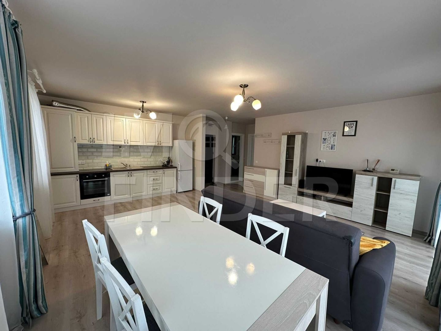 Apartament de inchiriat, 3 camere, decomandat, Terasa 20mp,  parcare, Buna Ziua - Poză 2