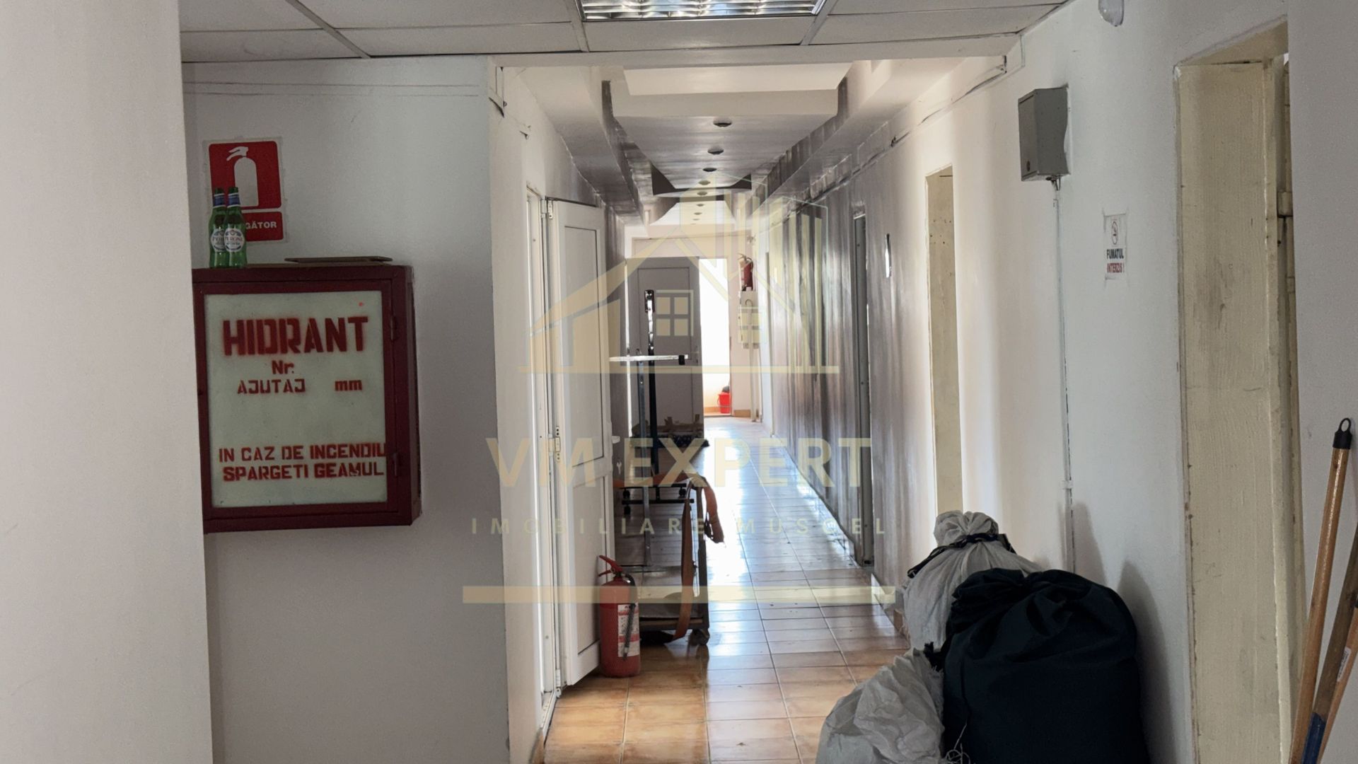 BLOC DE GARSONIERE P+4 SUPRAFAȚĂ UTILĂ 2135MP TEREN 2967 MP CĂMPULUNG - Poză 31