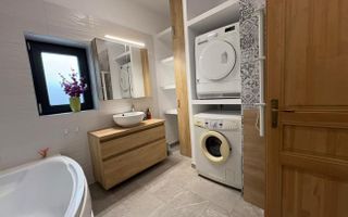 Casă cu design modern, renovată, 3 camere – zonă centrală premium - Poză 7