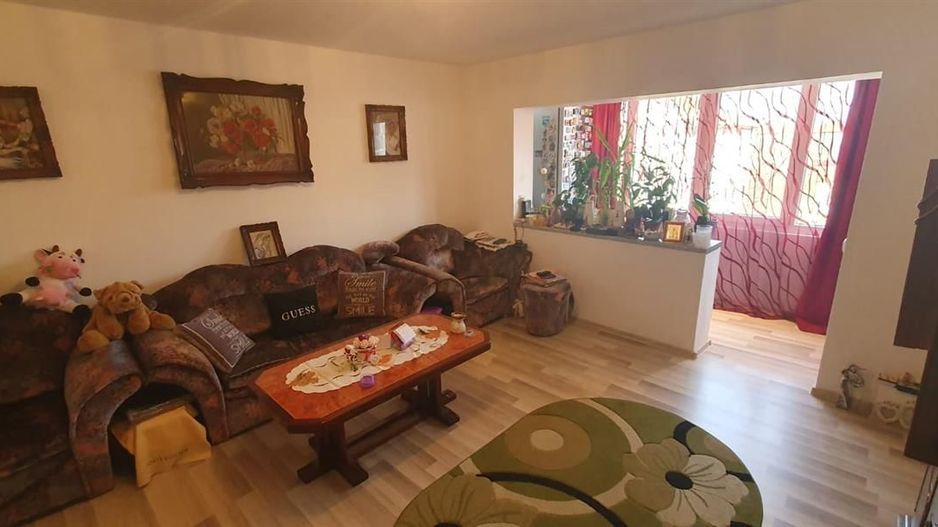 Apartament 3 camere2 bai 2 balcoane Centrala proprie. - Poză 3