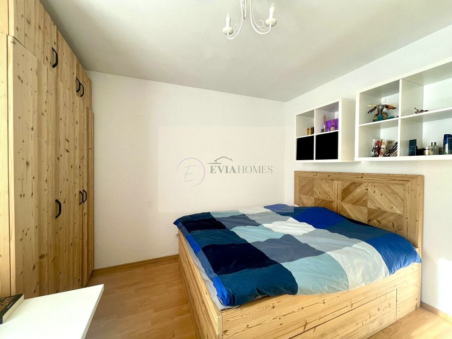 102 mp/ Andrei Mureșanu/ Retras de la strada - Poză 9