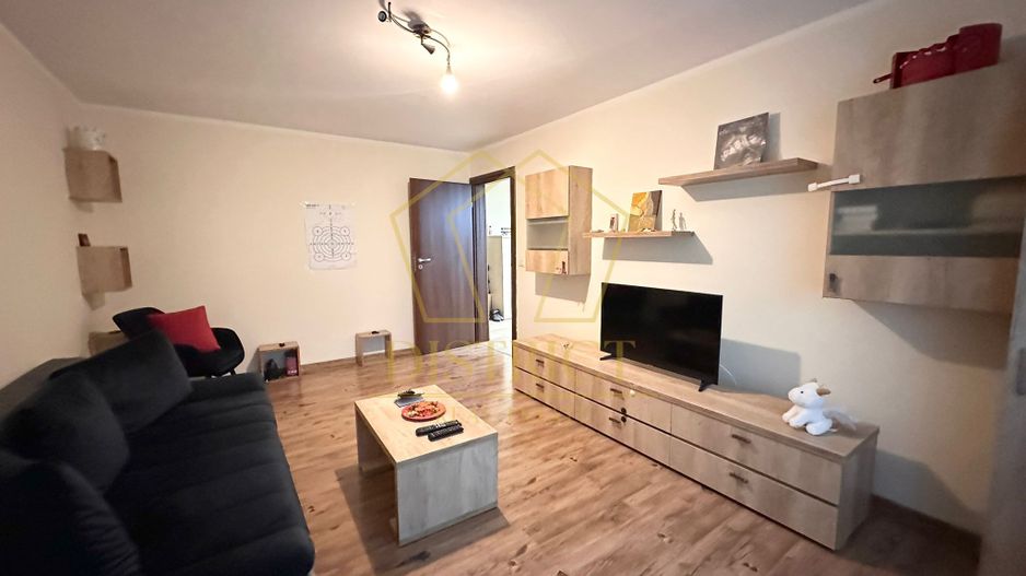 Apartament spatios cu 3 camere | Calea Sagului - Poză 4