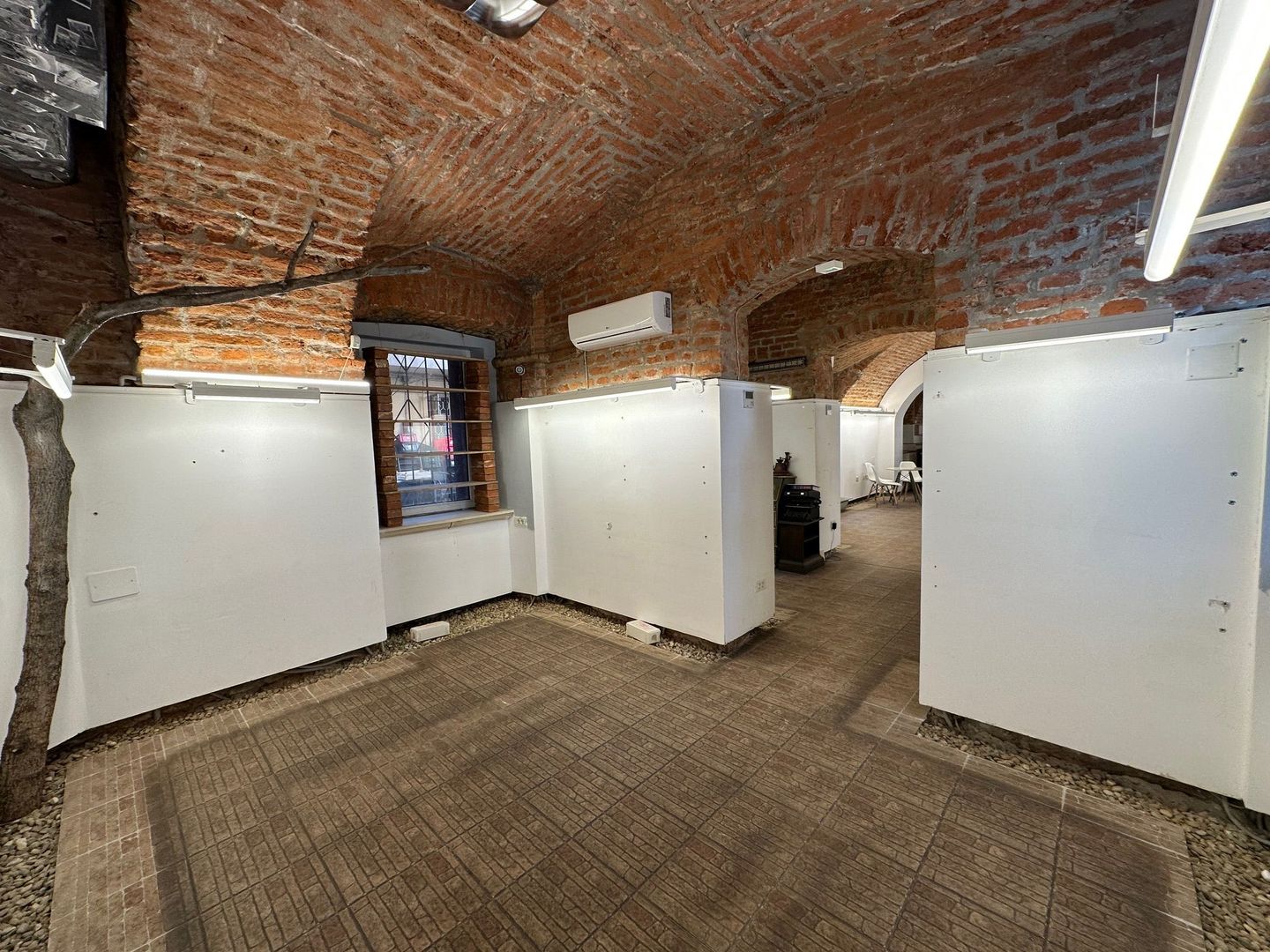 Spatiu comercial în Piața Unirii - 155 mp - Poză 15