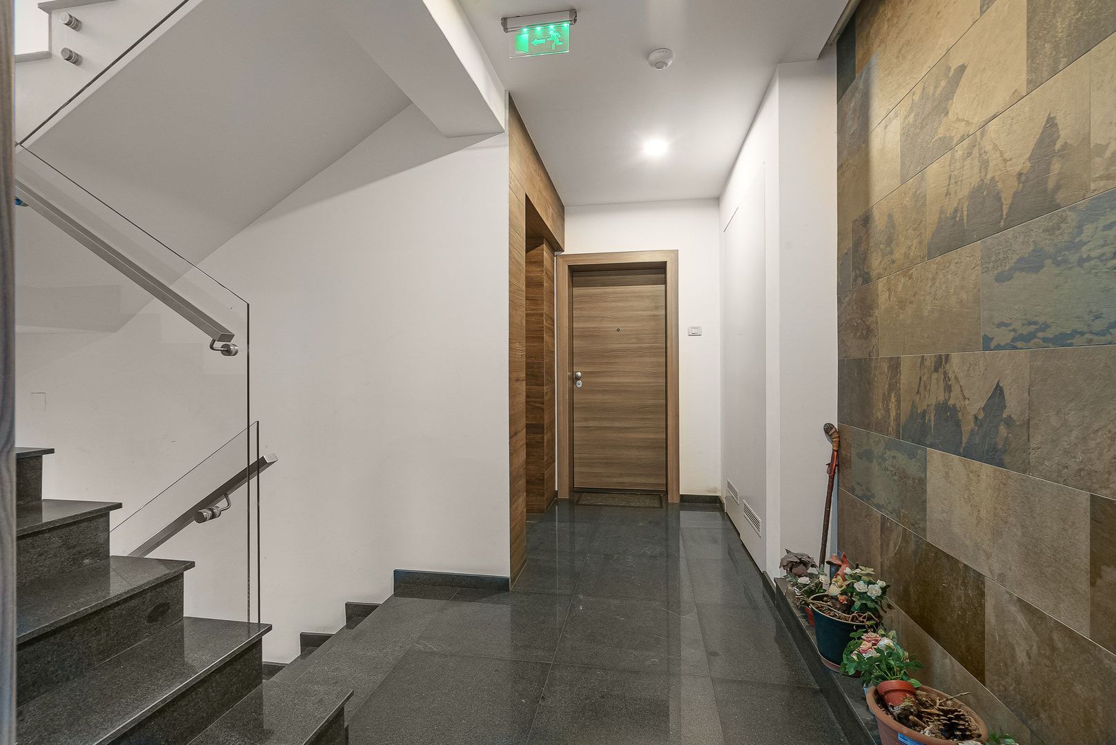 Apt 2 camere Berceni Turnu Magurele vis-a-vis Mega Image bloc 2019 - Poză 11